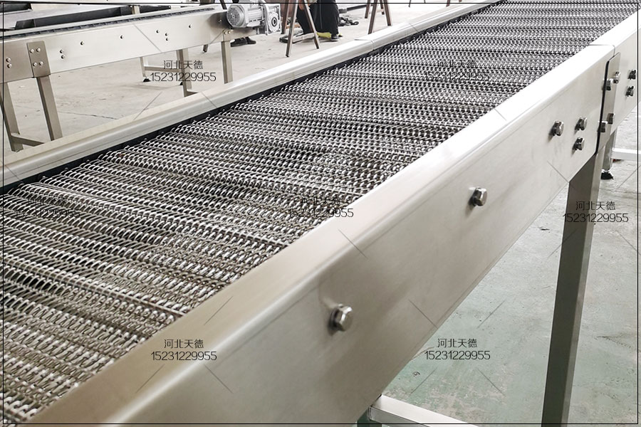 螺旋網(wǎng)帶輸送機(jī)